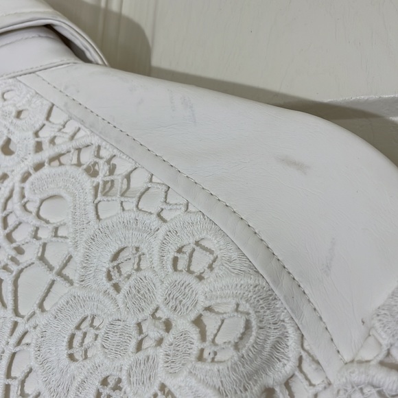White Leather With Lace Jacket Size Large - Picture 11 of 11